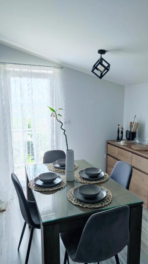 Apartman Jelena Podstrana Exteriér fotografie